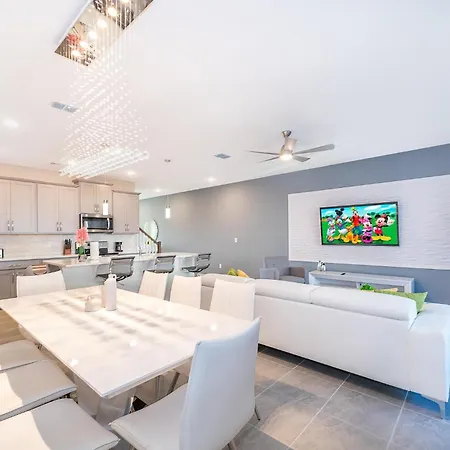 Villa 1802Al Townhouse 5 Bed/4.5 Ba